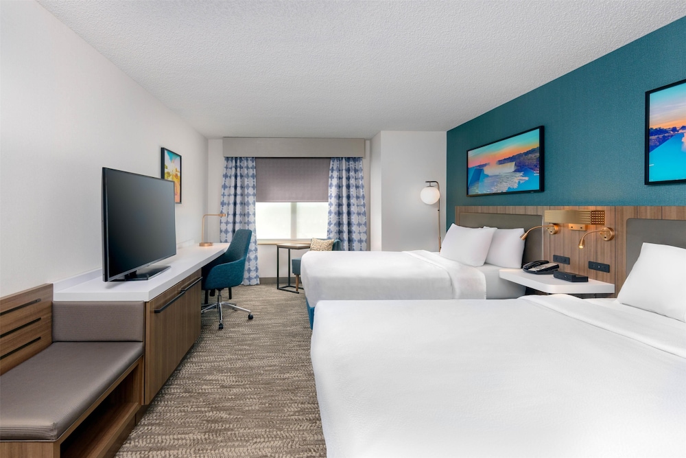 Hilton Garden Inn Buffalo Airport - photo 14