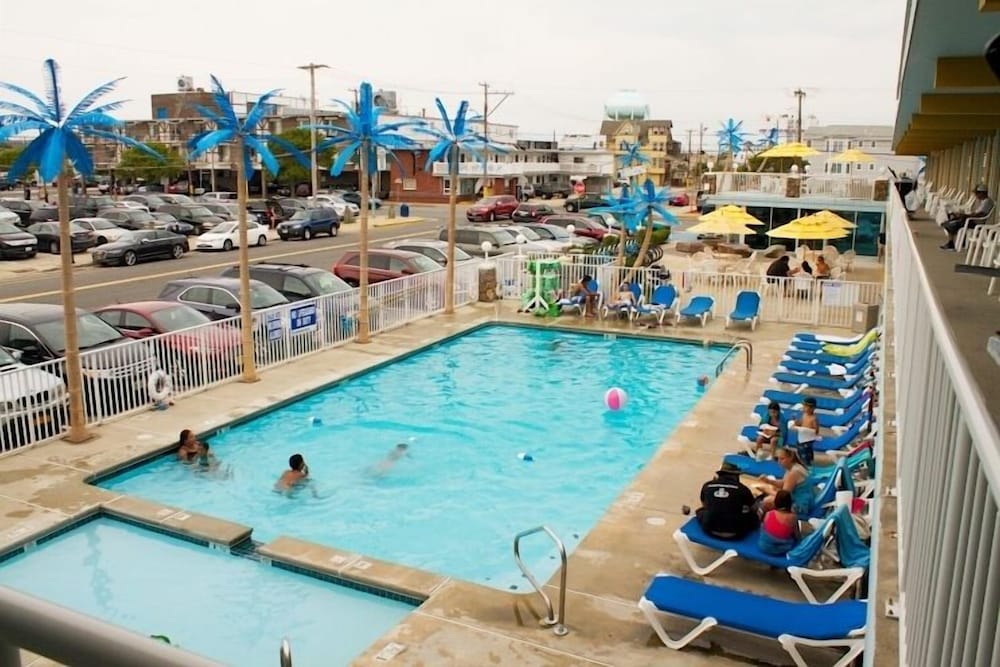 Blue Palms Resort in Wildwood, United States