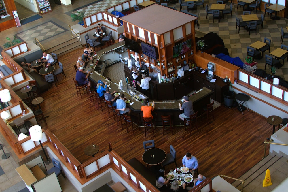 Atrium Hotel and Suites - photo 62
