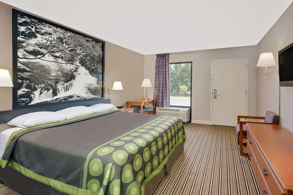 Super 8 by Wyndham Athens - photo 13