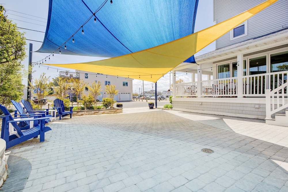 Surf City Hotel - photo 84
