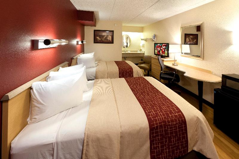 Red Roof Inn Parkersburg - photo 20