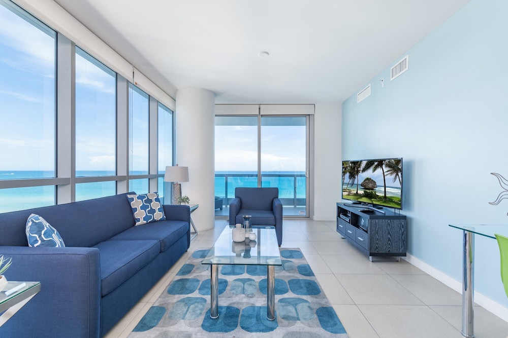 Churchill Suites Monte Carlo Miami Beach - photo 75