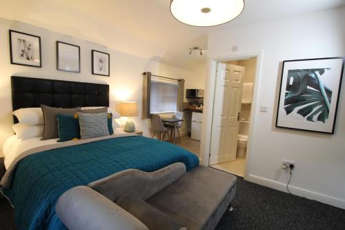 Holcombe House — 5-Star Luxury Hotel in Wolverhampton, United Kingdom