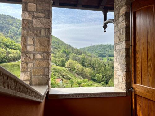 Holiday Homes — 4-Star Luxury Hotel in Viadanica, Italy