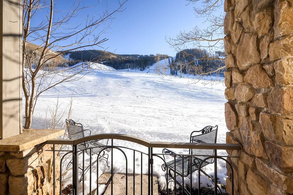 Highlands Slopeside by East West Hospitality - photo 299