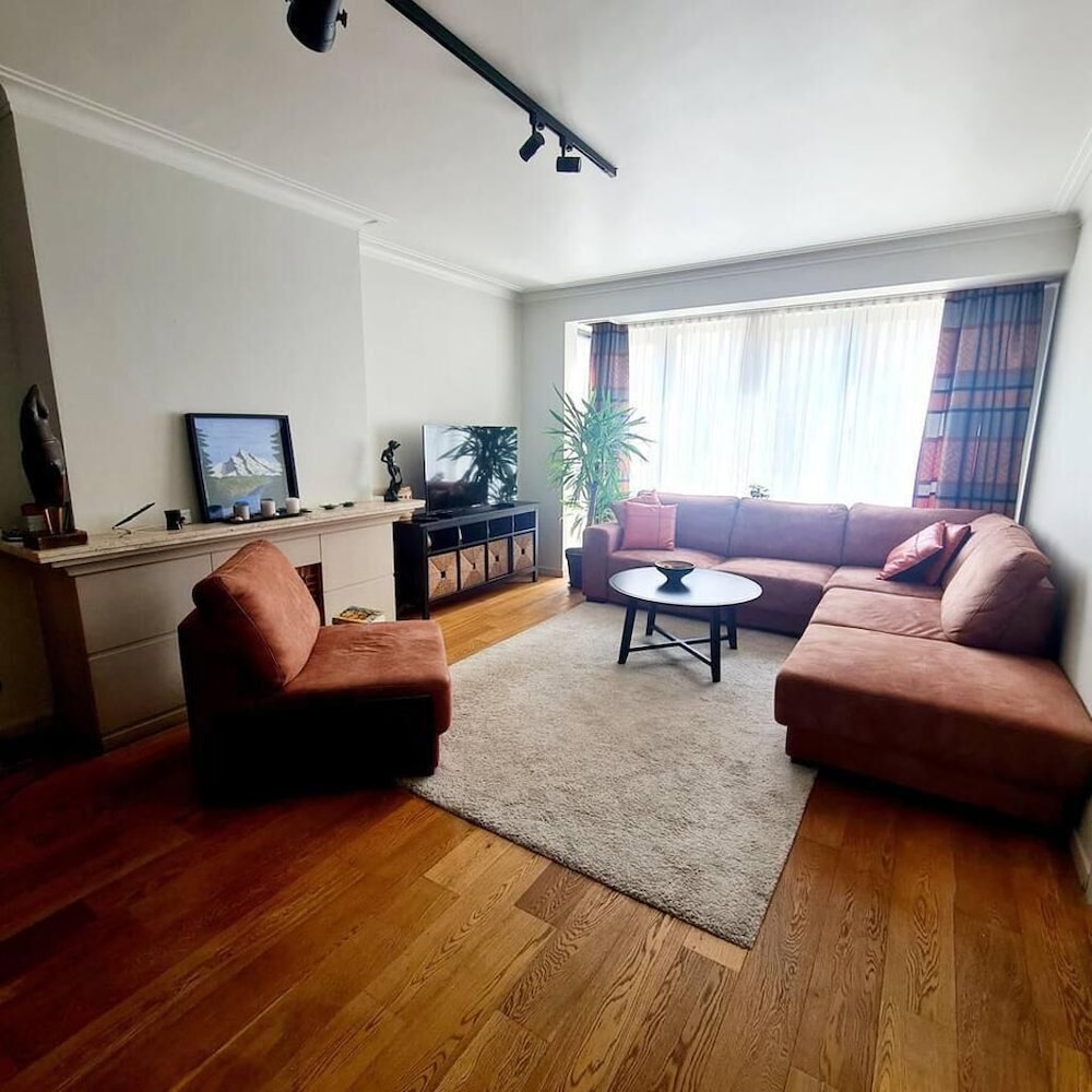 Spacious 2 Bedroom App in the Center With Terrace — 4-Star Luxury Hotel in Gent, Belgium