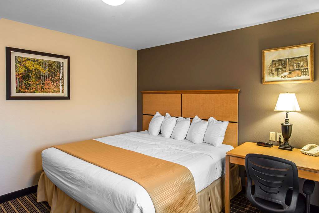Quality Inn & Suites Silverthorne Copper Mountain - photo 21