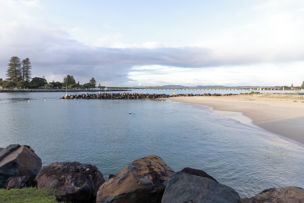 Reflections Tuncurry Holiday Park — 4-Star Luxury Hotel in Tuncurry, Australia