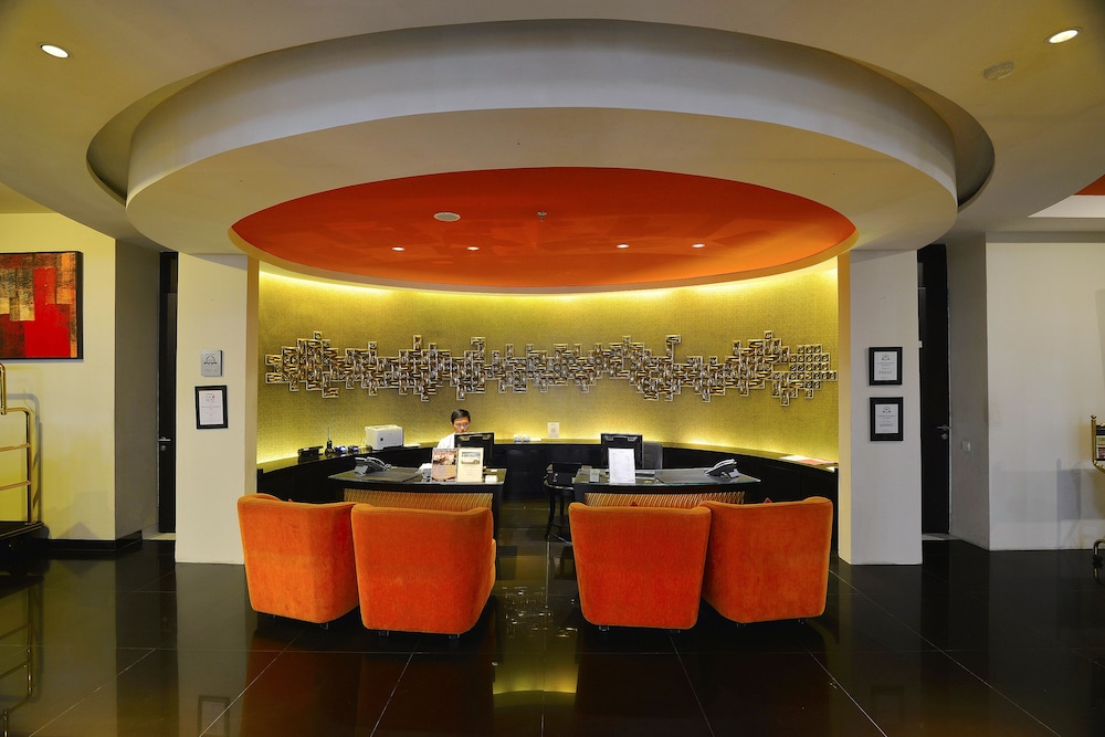100 Sunset Hotel — Kuta — photo 3