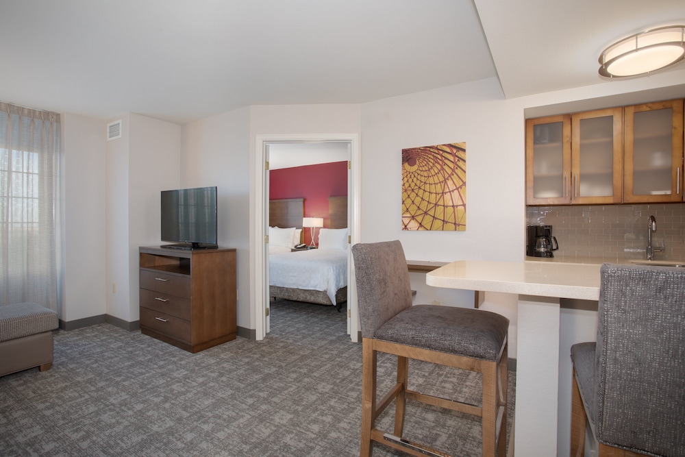 Staybridge Suites Denver International Airport by IHG - photo 13