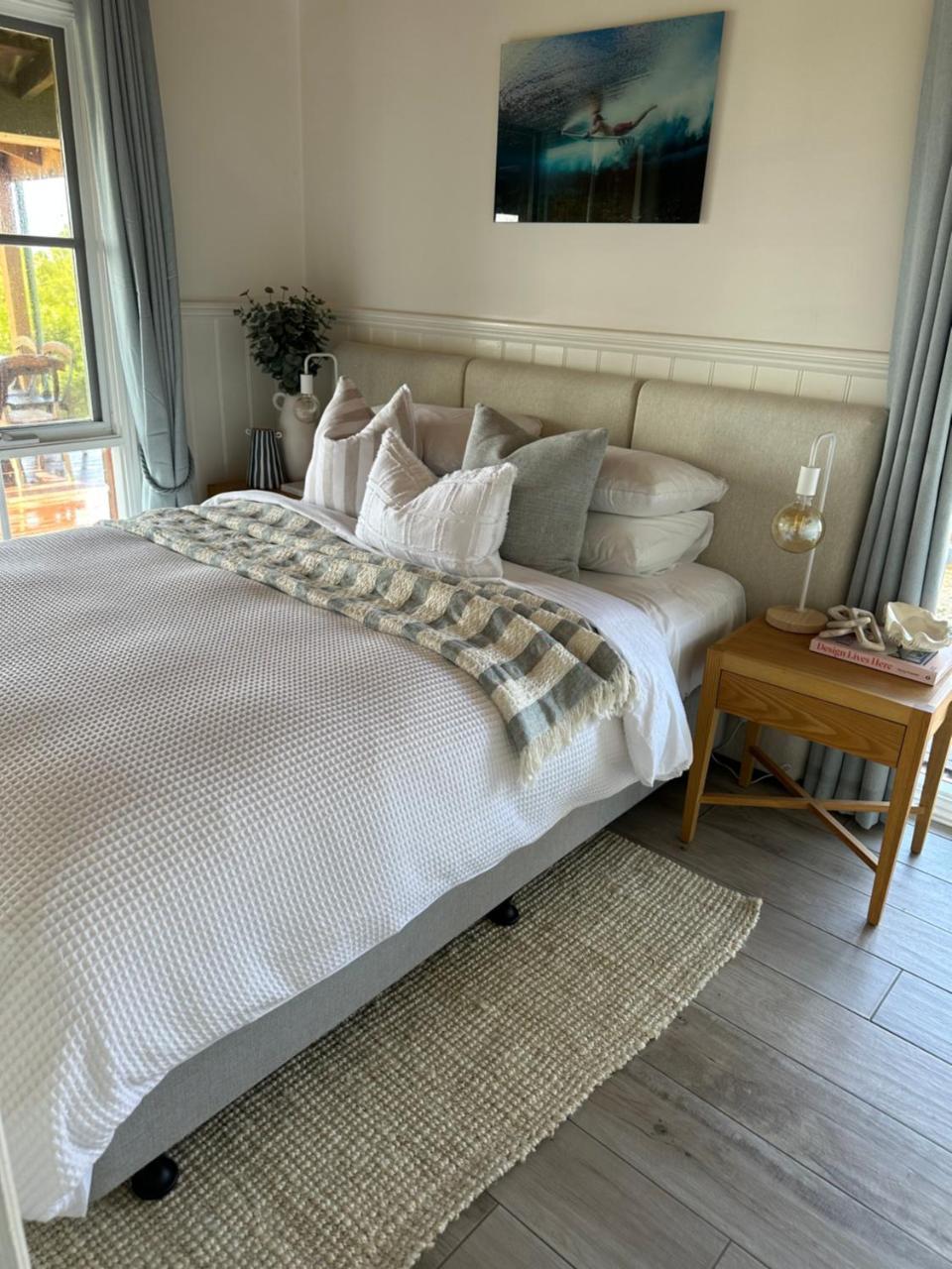 Sunny's Beach House in Apollo Bay with Jacuzzi — 4-Star Luxury Hotel in Apollo Bay, Australia