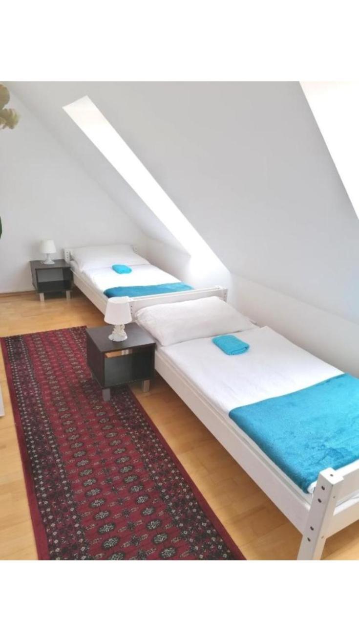 Vienna Room Nr 15 — Vienna