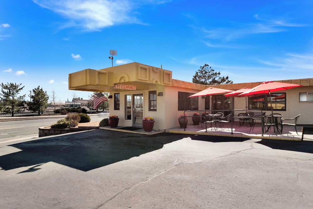 Kings House Motor Hotel a Dazzler Select by Wyndham - photo 36