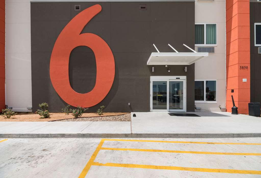Motel 6 Corpus Christi TX - photo 5