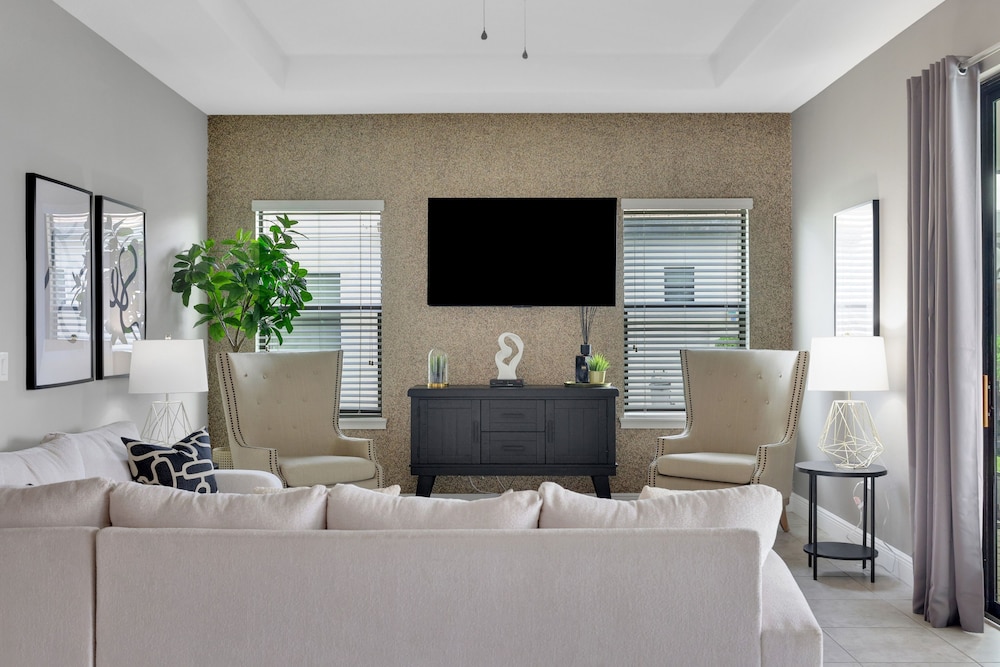 Balmoral Resort 166kb 4 Bedroom Home by RedAwning - photo 16