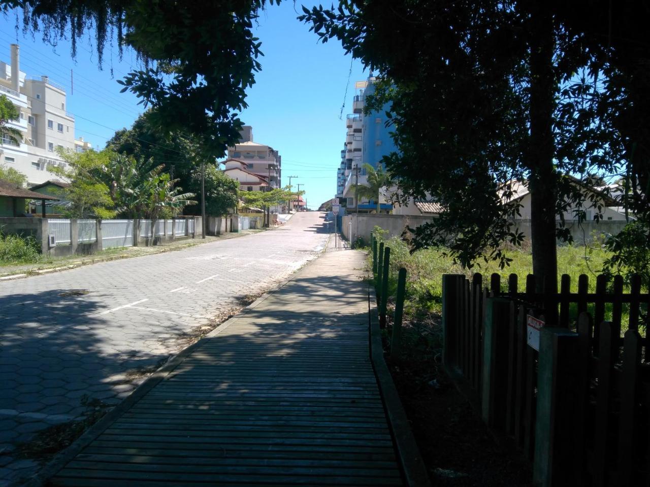 Chales No Centro de Bombinhas