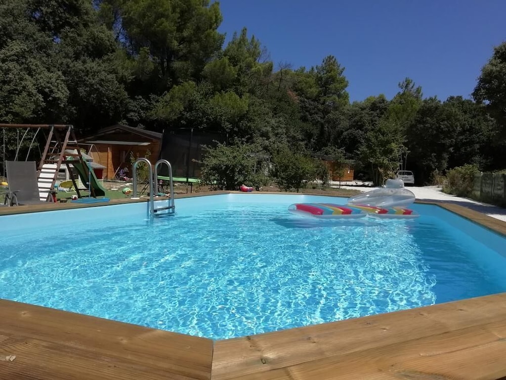 O Chalets De Provence — Suze La Rousse