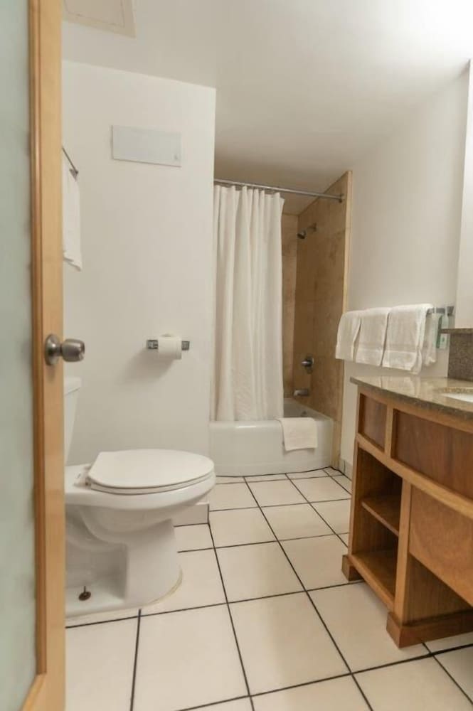 Holiday Surf Hotel - photo 40