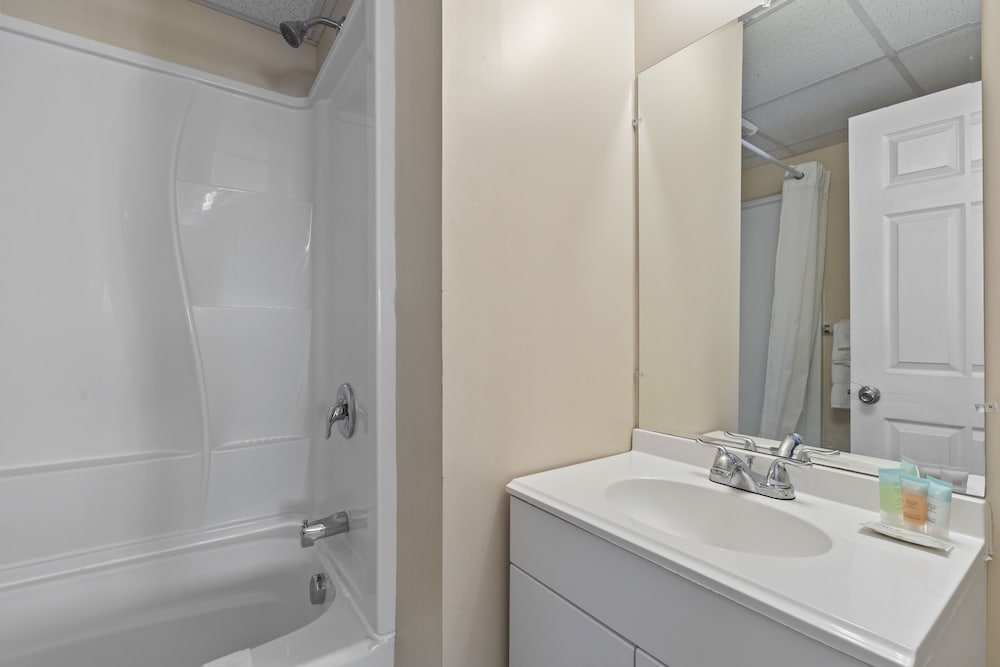 Americas Best Value Inn Mt Royal - photo 61