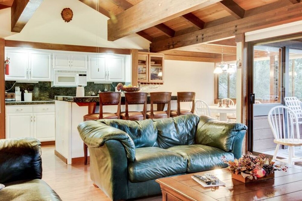 Tahoe Taverns 101 by Tahoe Mountain Properties VR - photo 14