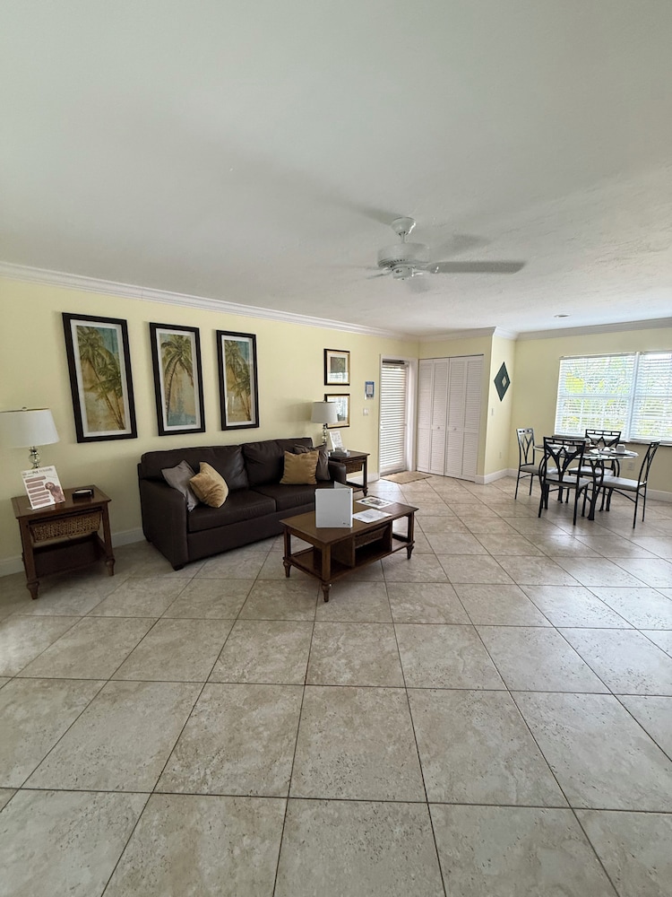 Siesta Key Inn - photo 18