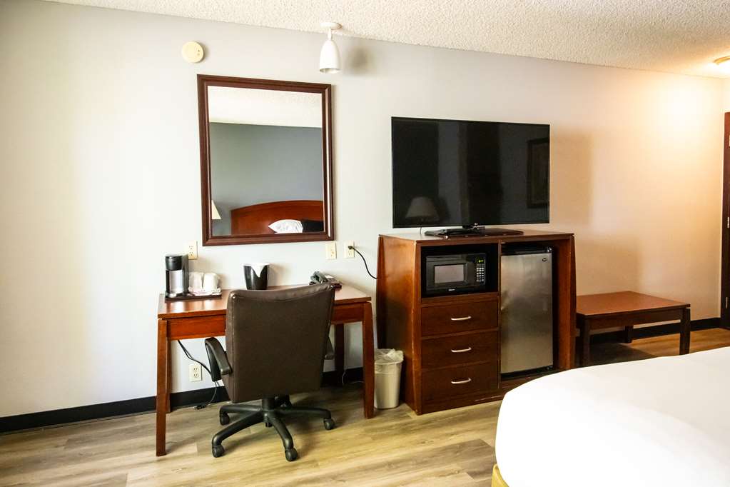 Red Lion Inn & Suites Vancouver - photo 21