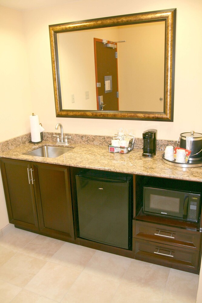 Hampton Inn & Suites Denver Highlands Ranch - photo 23