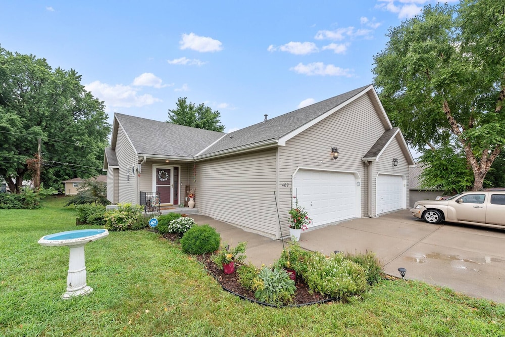 Beautiful Townhome 11 Minutes To Downtown Kansas City Mo - photo 31