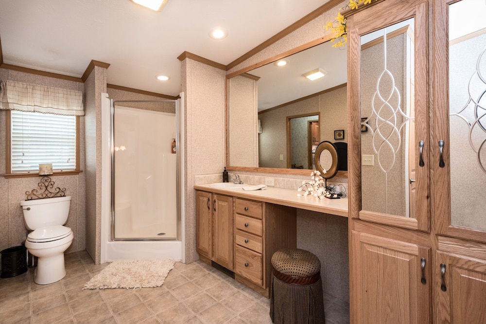 Swan Lake Resort Rentals - photo 152