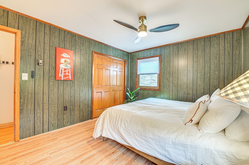 Vacation Rental Home 2 Mi to Windham Mountain - photo 2