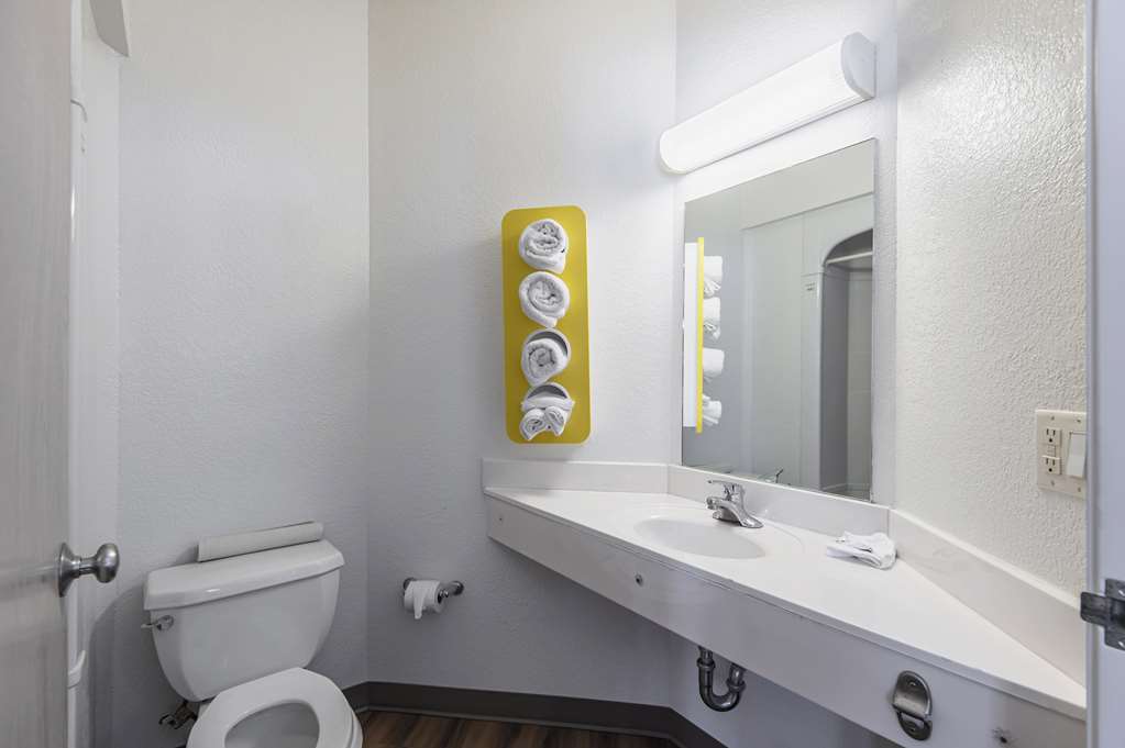 Motel 6 Junction City KS - photo 18
