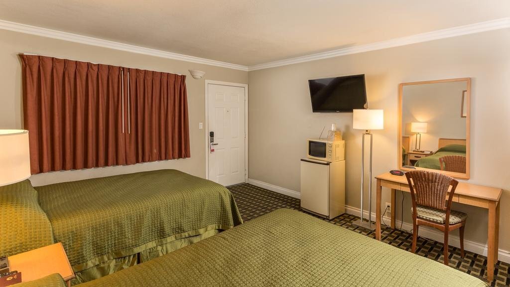 Harbor Motel - photo 14