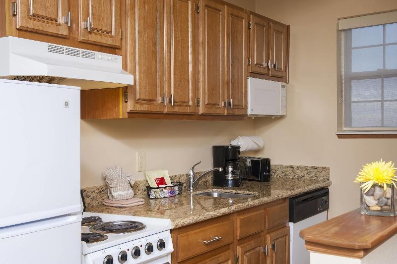 TownePlace Suites Indianapolis Keystone - photo 33