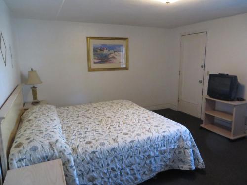 Southwind Motel - photo 13