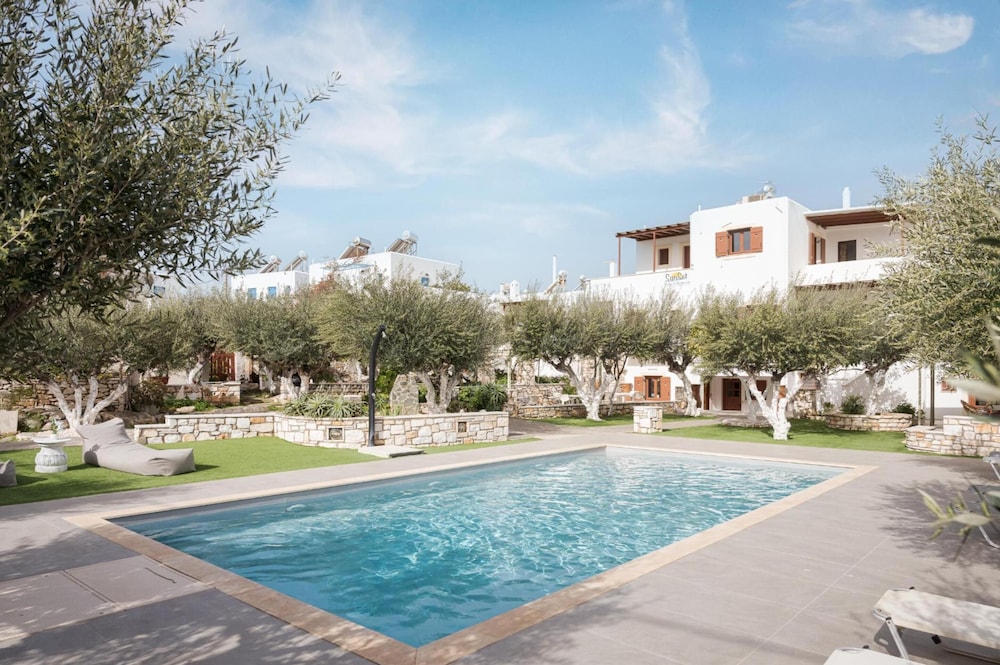 Sunset Paros Naousa - last minute hotel in Paros