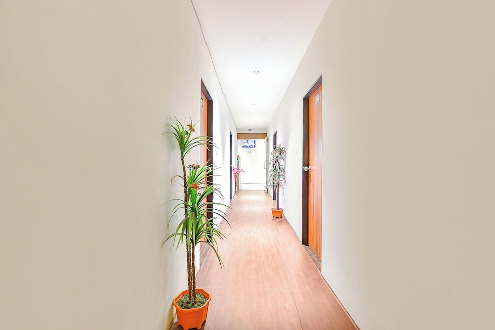 Fabhotel Nidhivan — Surat — photo 3