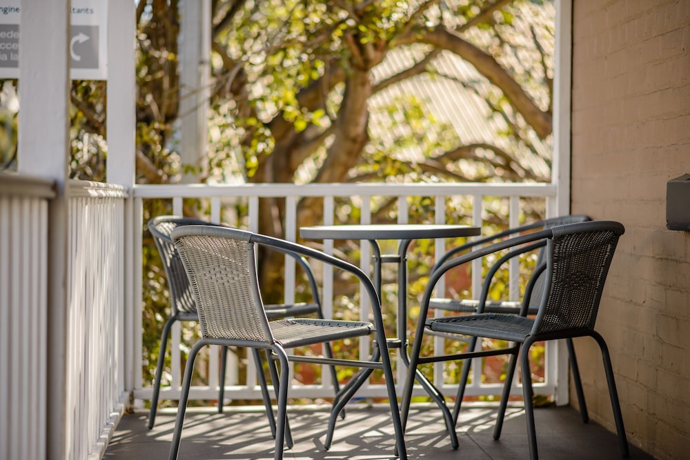 Hobart Cityscape — 4-Star Luxury Hotel in Hobart, Australia