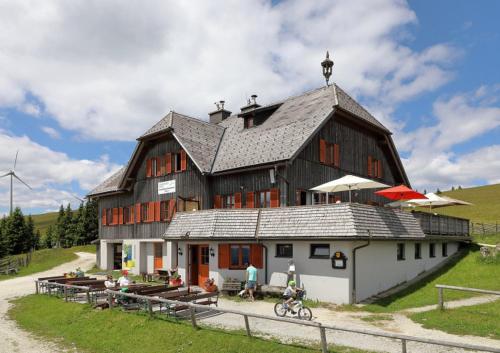 Roseggerhaus Pretul 1588m pet-friendly hotel Rettenegg
