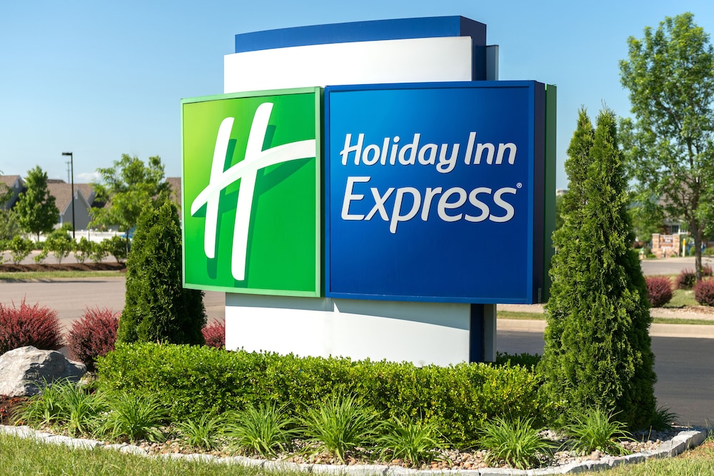 Holiday Inn Express & Suites Lexington Dtwn Area Keenland by IHG - photo 42