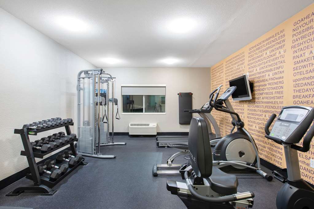 La Quinta Inn by Wyndham Lincoln Nebraska - photo 17