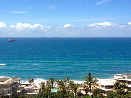 Sea La Vie Umhlanga Main Beach Access by WhereToGo — 4-Star Luxury Hotel in Durban, South Africa