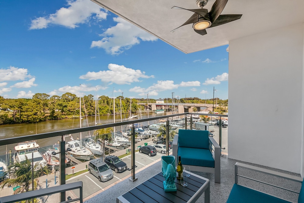 Cape Crossing Resort & Marina - photo 48