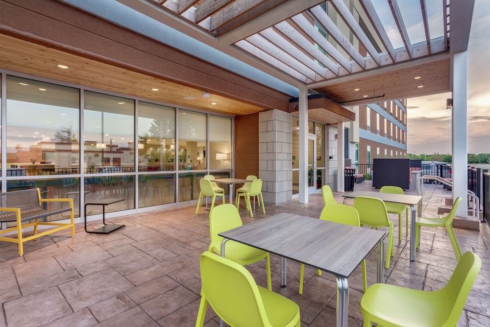 Home2 Suites by Hilton Indianapolis Northwest - photo 37