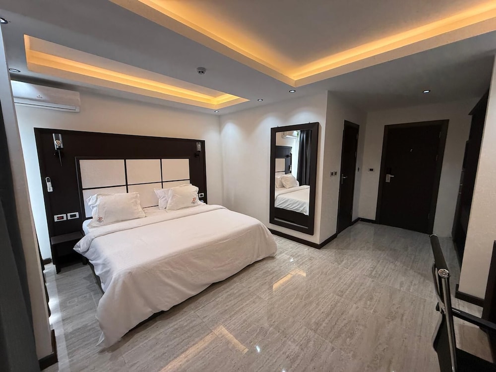 Debolonia Palace Hotel in Bonaberi, Cameroon