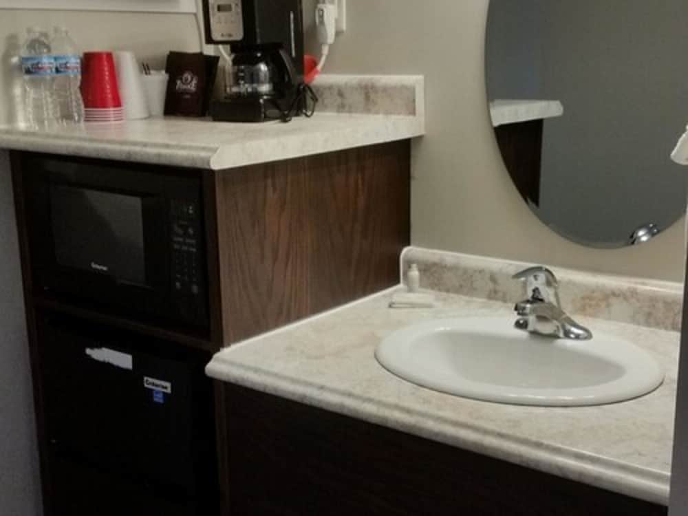 Lakeshor Motor Inn - photo 25