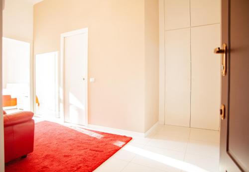 Lambrate Elegant Bright Apartment — 4-Star Luxury Hotel in Milan, Italy