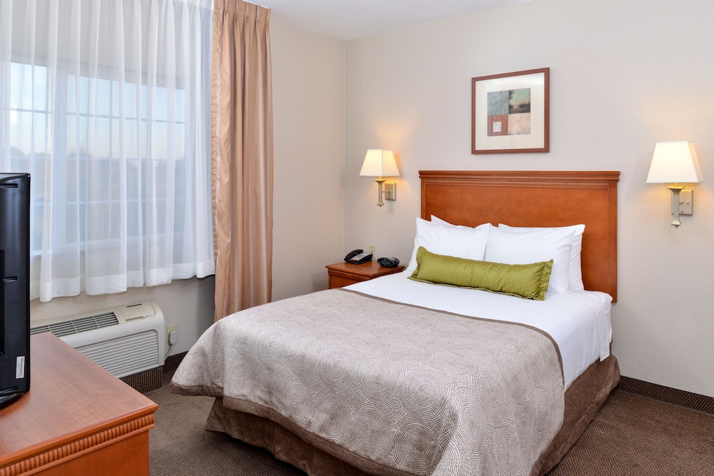 Candlewood Suites Turlock by IHG - photo 14
