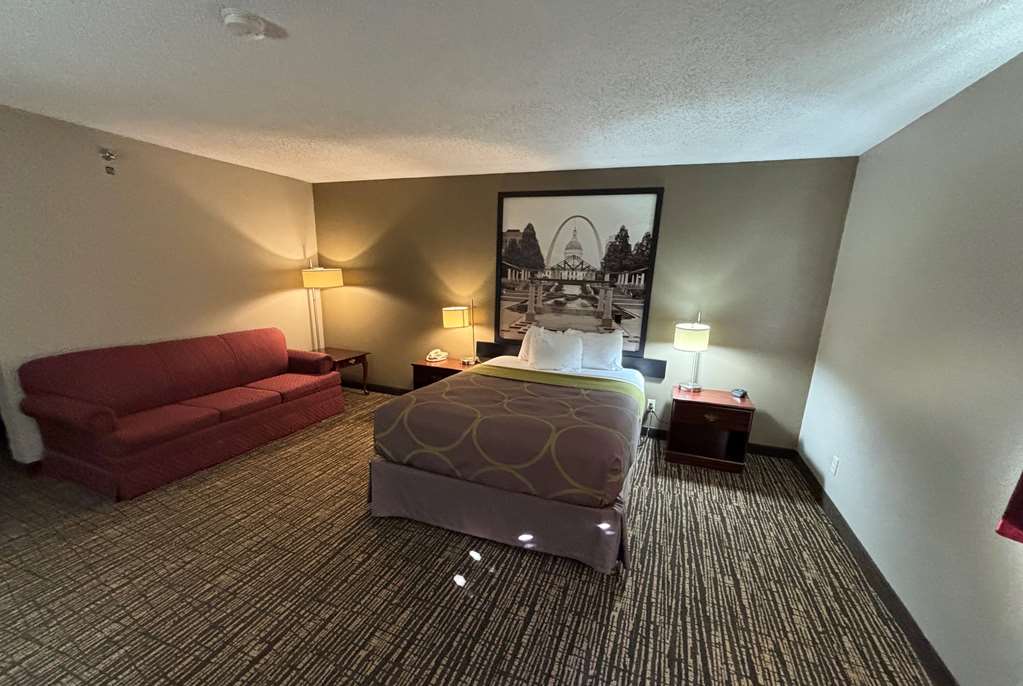 Super 8 by Wyndham Jerseyville - photo 16