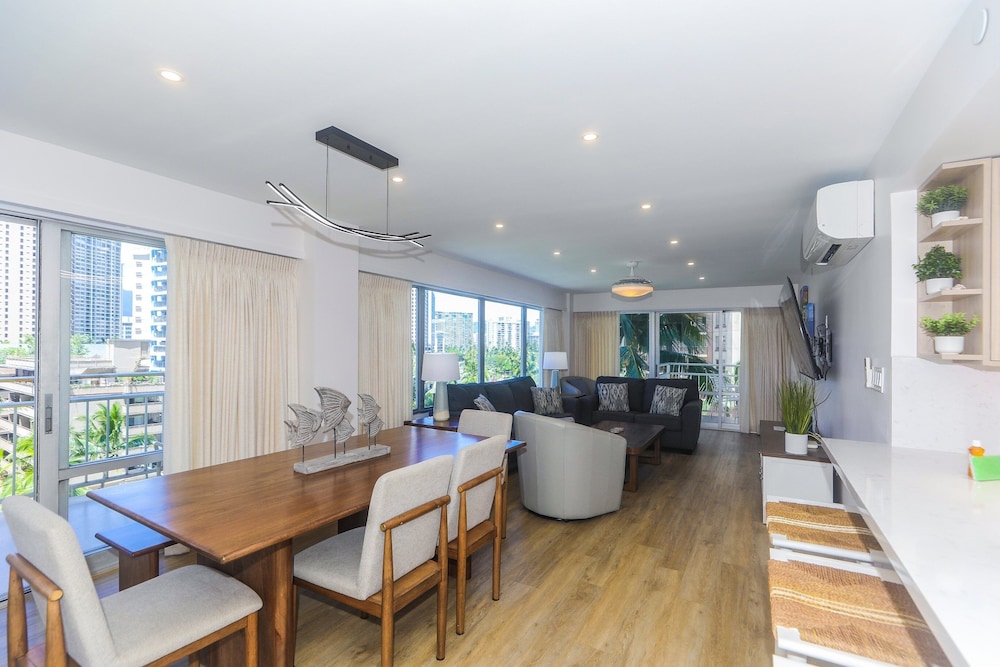 Fully Furnished Ilikai Tower 525 Condo With Free Wifi Near Best Waikiki Beaches by RedAwning - photo 27